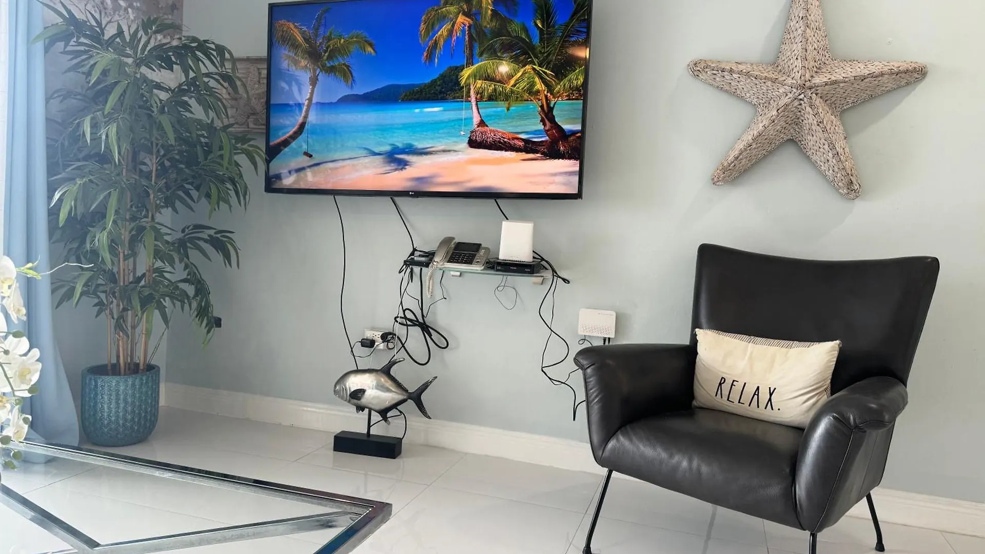 Marriott White Sands, Beachfront Condo At Negril Beach Club Apartamento