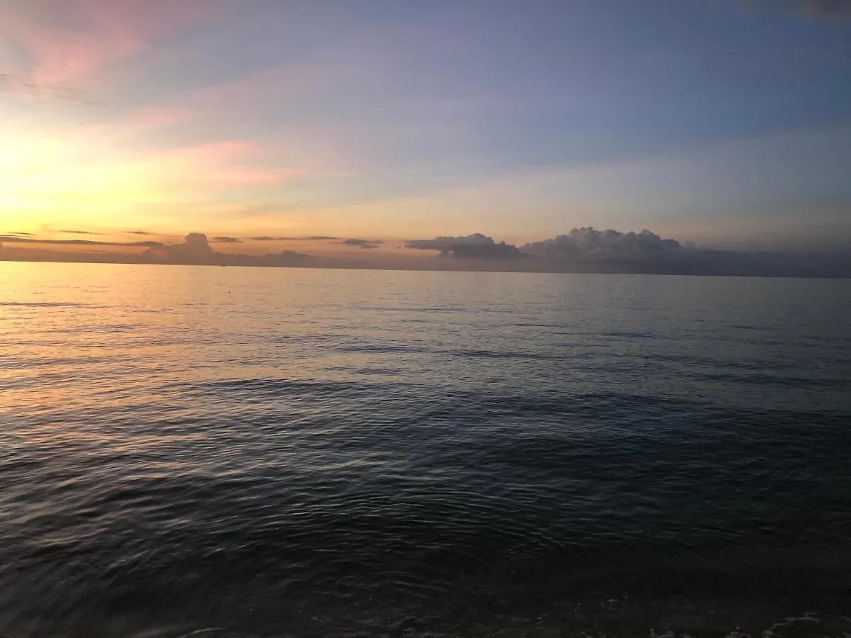 Marriott White Sands, Beachfront Condo At Negril Beach Club جامايكا
