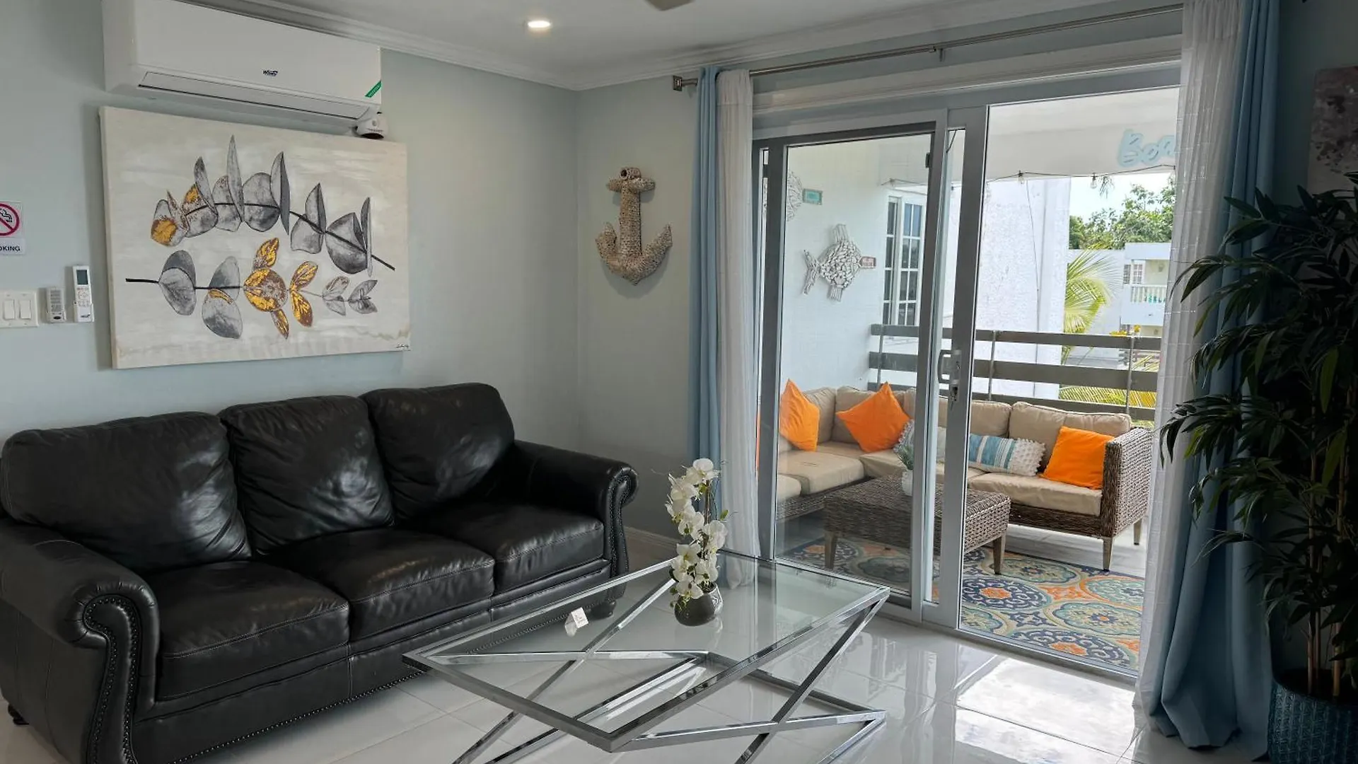 Marriott White Sands, Beachfront Condo At Negril Beach Club 0*,  جامايكا